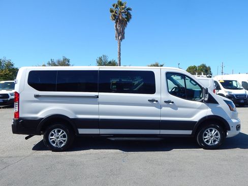 Used 2024 Ford Transit 350 XLT RWD image 10