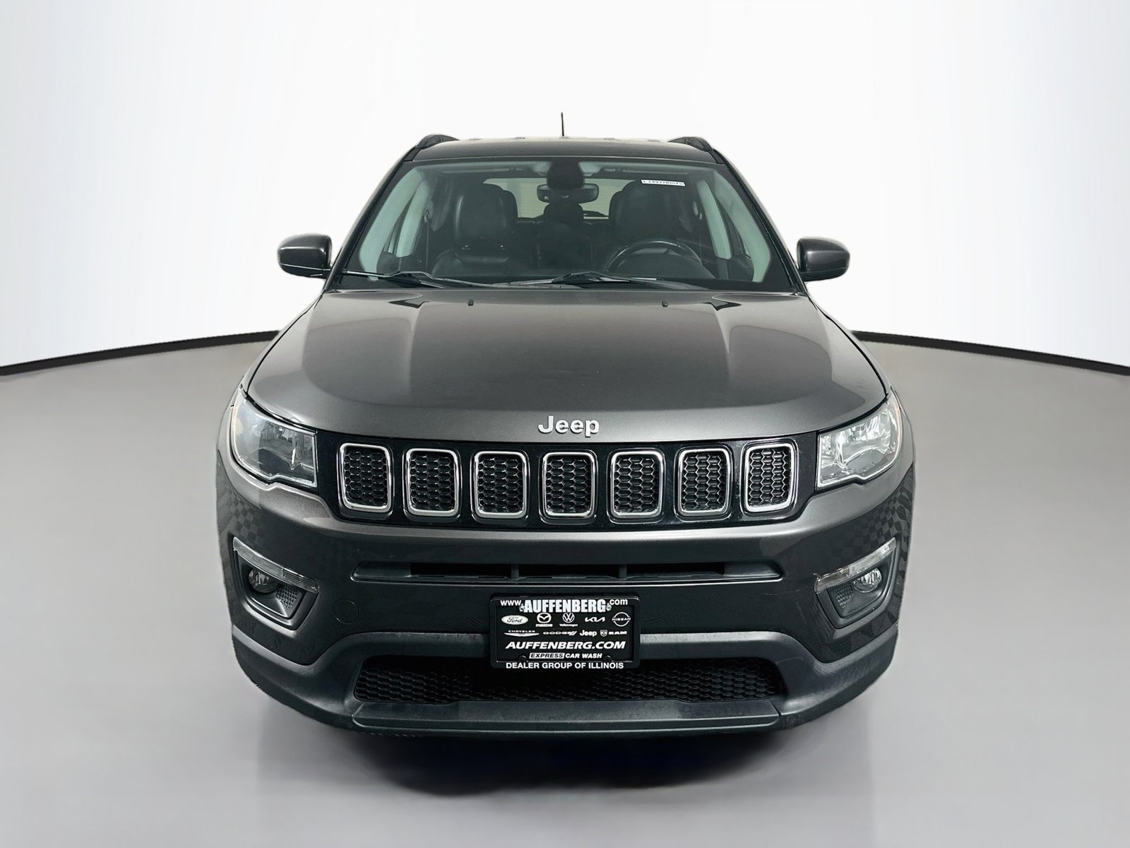 Used 2017 Jeep Compass Latitude w/ Popular Equipment Group AWD/4WD image 2