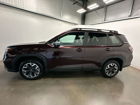 Used 2026 Subaru Forester Premium AWD/4WD image 2