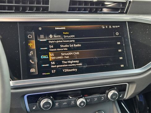 New 2025 Audi Q3 2.0T Premium image 22