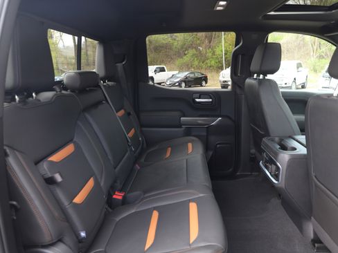 Used 2020 GMC Sierra 1500 AT4 w/ AT4 Premium Package AWD/4WD image 12