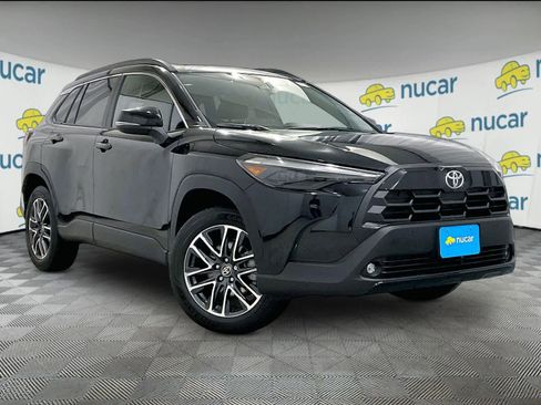 Used 2026 Toyota Corolla Cross XLE w/ Convenience Package image 1