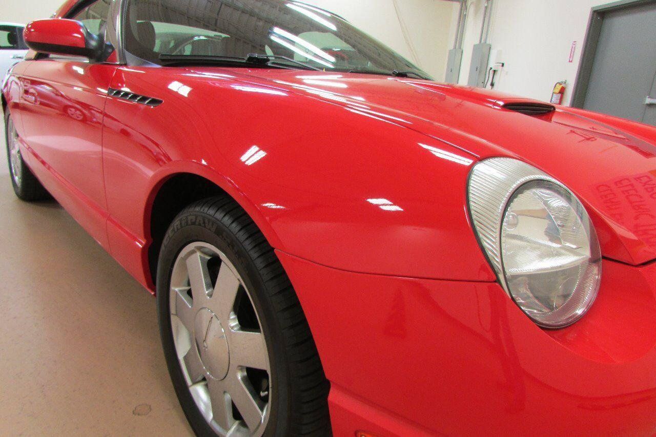 Used 2002 Ford Thunderbird RWD image 8