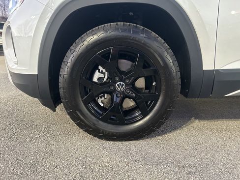 New 2026 Volkswagen Atlas Peak Edition AWD/4WD image 36