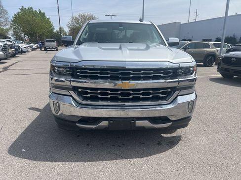 Used 2018 Chevrolet Silverado 1500 LTZ image 2
