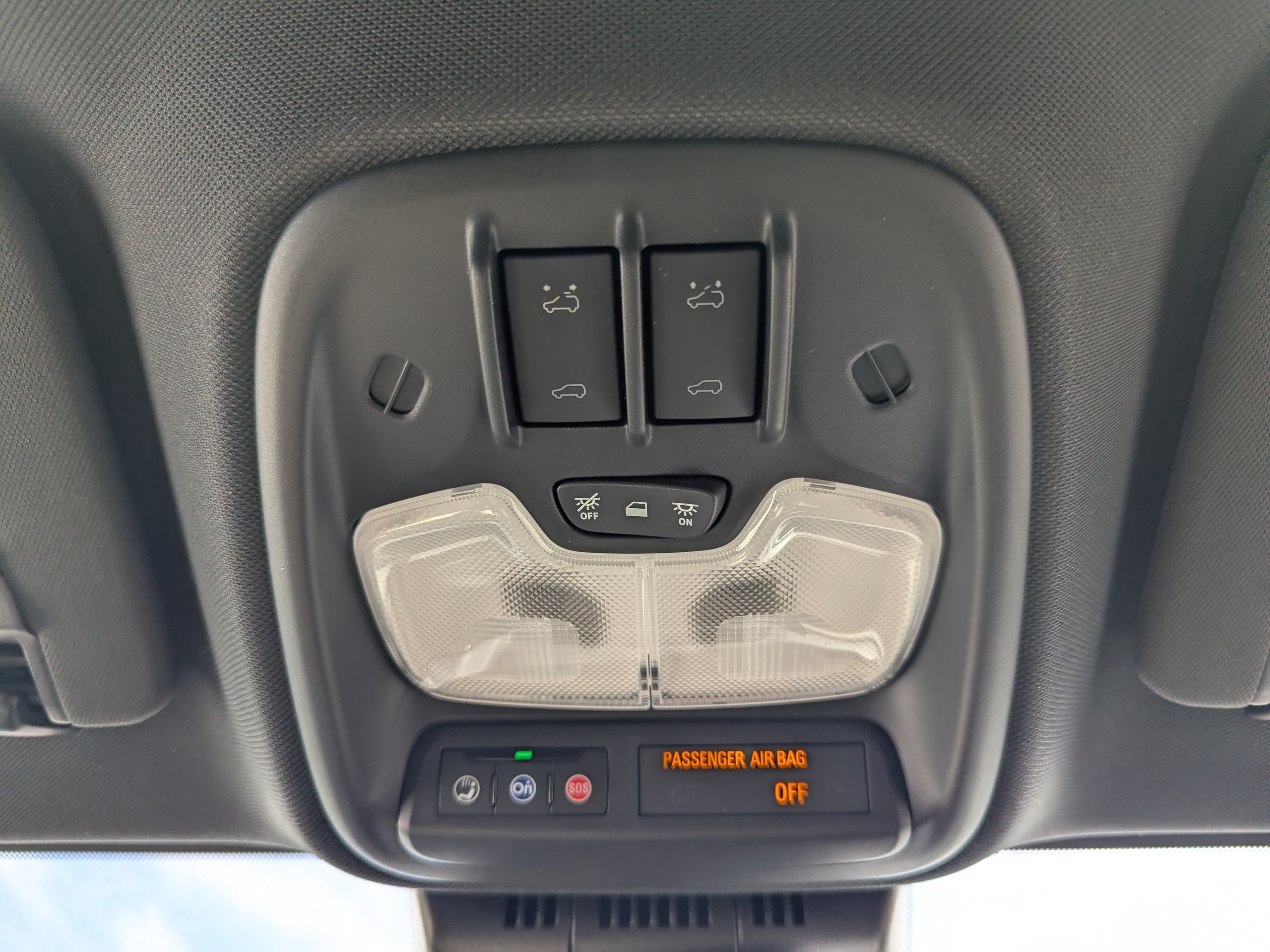 Certified 2026 Chevrolet Colorado ZR2 w/ Technology Package AWD/4WD image 30