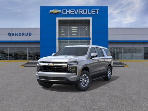 New 2026 Chevrolet Suburban LS AWD/4WD image 32