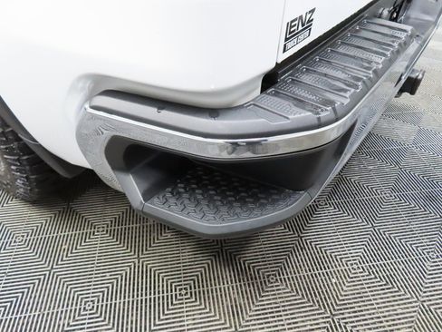 Used 2021 GMC Sierra 1500 SLE image 38