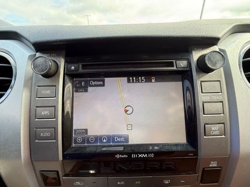 Used 2018 Toyota Tundra SR5 w/ SR5 Upgrade Package image 28