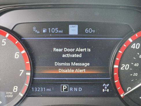 Used 2022 Nissan Frontier PRO-4X w/ Pro-4X Premium Package image 11