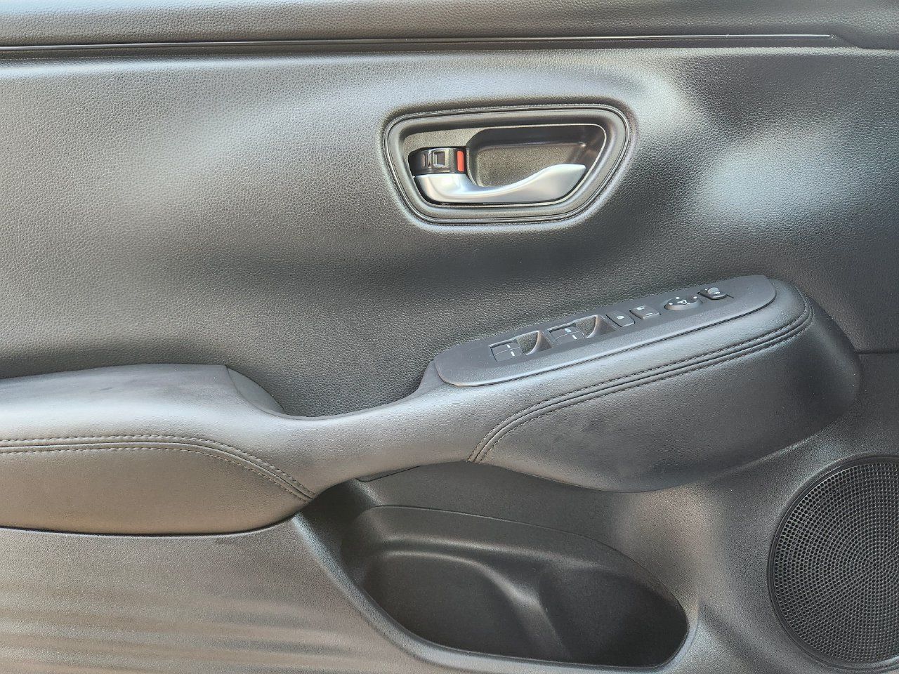 Used 2026 Honda HR-V LX image 22