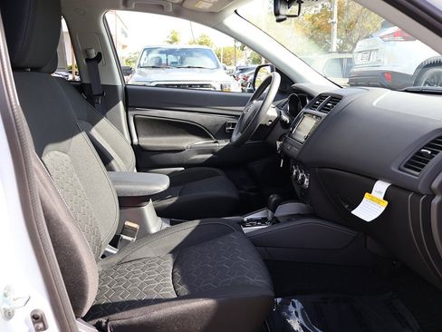 New 2025 Mitsubishi Outlander Sport ES image 27