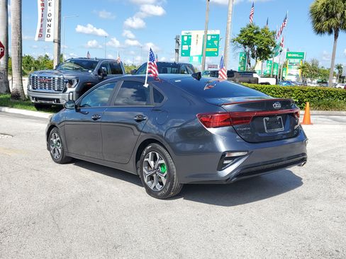 Used 2019 Kia Forte LXS image 7