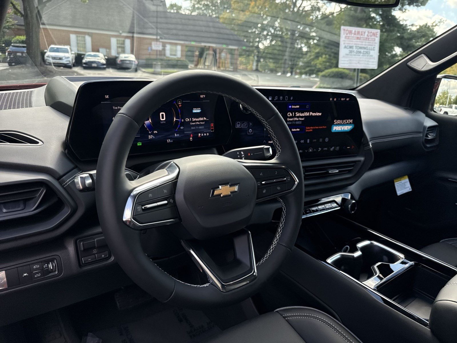 Used 2025 Chevrolet Silverado EV LT AWD/4WD image 16