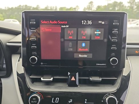Used 2021 Toyota Corolla SE FWD image 23