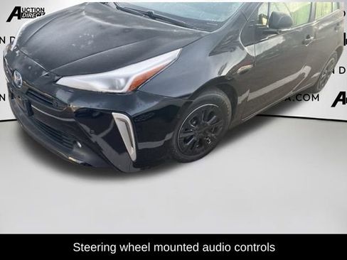 Used 2022 Toyota Prius XLE image 5