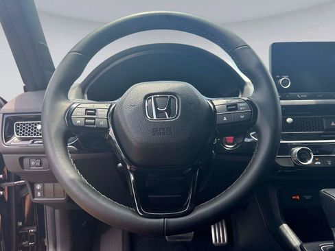 Used 2022 Honda Civic Sport image 25