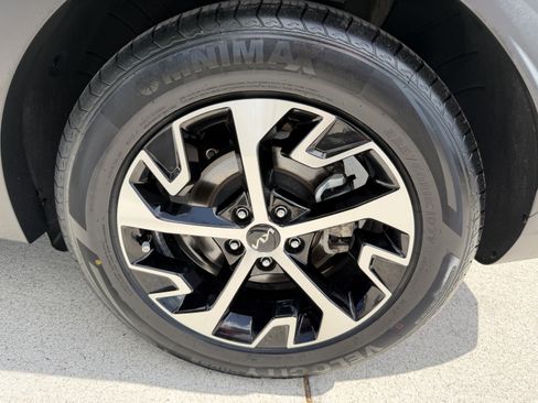 Certified 2023 Kia Sportage EX image 30