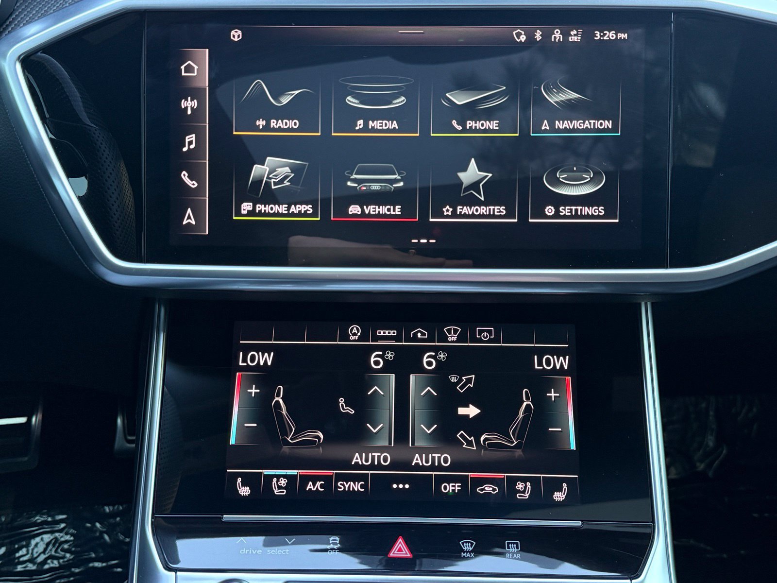 Used 2021 Audi RS 6 w/ Executive Package AWD/4WD image 29