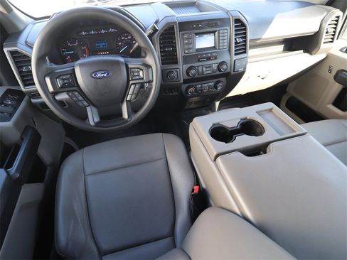 Certified 2022 Ford F450 XL w/ Power Equipment Group image 4