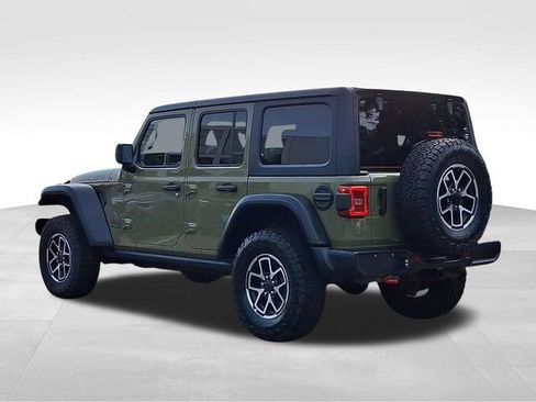 Used 2026 Jeep Wrangler Unlimited Rubicon AWD/4WD image 4