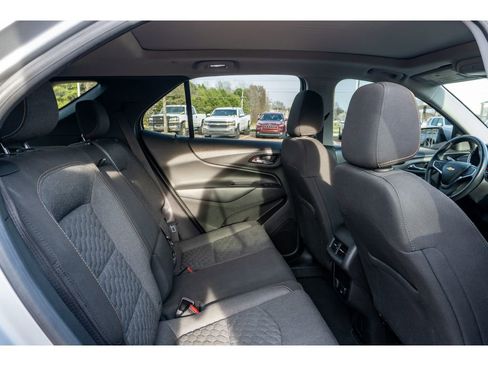 Used 2018 Chevrolet Equinox LT w/ Sun & Infotainment Package image 18