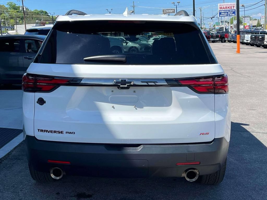 Used 2023 Chevrolet Traverse RS w/ LPO, Floor Liner Package AWD/4WD image 4