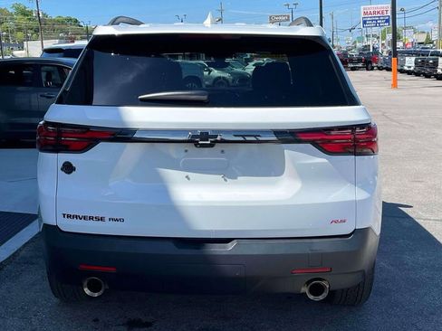 Used 2023 Chevrolet Traverse RS w/ LPO, Floor Liner Package image 4
