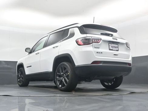 New 2026 Jeep Compass Latitude AWD/4WD image 42