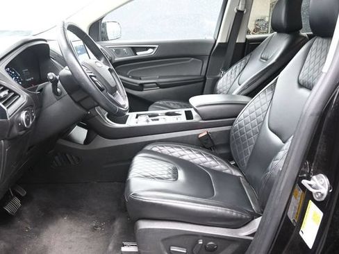 Used 2024 Ford Edge Titanium AWD/4WD image 12