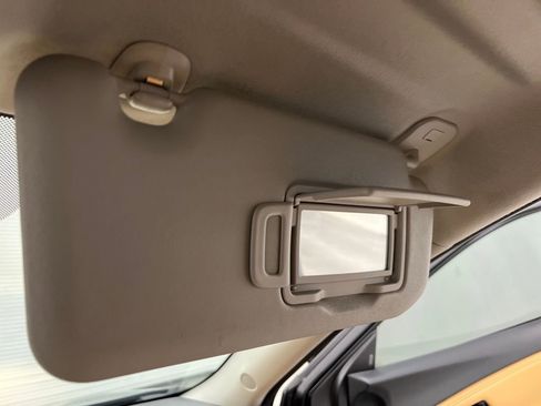 Used 2022 Nissan Sentra SV w/ SV Premium Package image 55