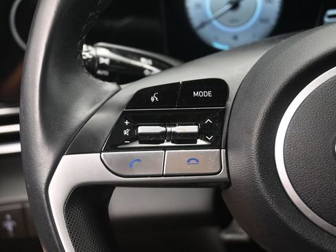 Used 2023 Hyundai Elantra Limited w/ Cargo Package image 14