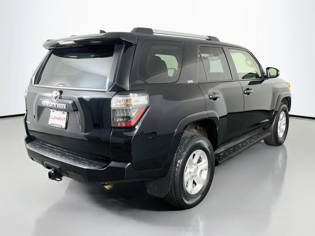Used 2024 Toyota 4Runner SR5 Premium AWD/4WD image 7