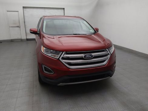 Used 2018 Ford Edge Titanium w/ Technology Package FWD image 14