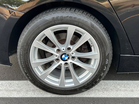 Used 2018 BMW 320i Sedan image 46