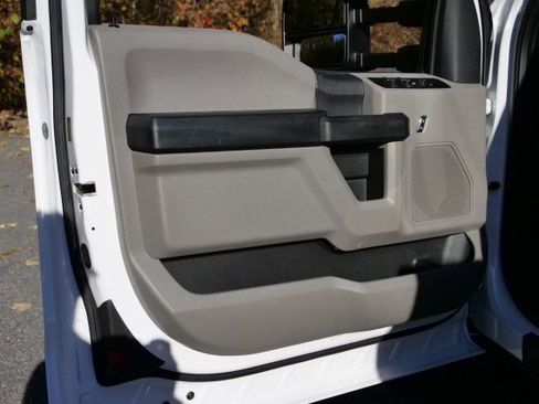 Used 2017 Ford F350 XL w/ Power Equipment Group image 17