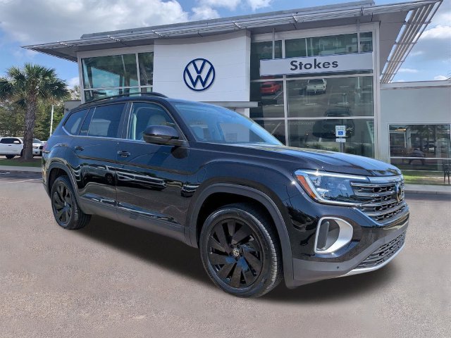 New 2026 Volkswagen Atlas SE FWD image 2