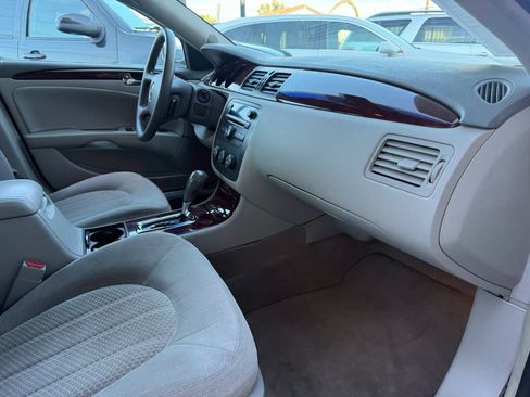 Used 2007 Buick Lucerne CX FWD image 26