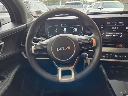Used 2023 Kia Sportage LX AWD/4WD image 12