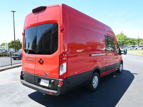 Used 2024 Ford E-Transit 148 High Roof Extended RWD image 8