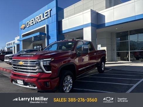 Used 2024 Chevrolet Silverado 3500 High Country w/ High Country Premium Package image 1