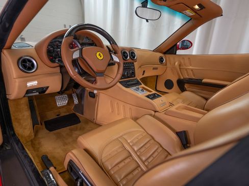 Used 2005 Ferrari 575M Maranello Superamerica RWD image 24