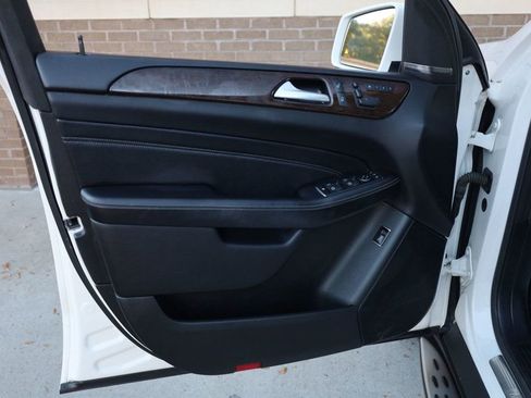 Used 2014 Mercedes-Benz ML 350 4MATIC image 22