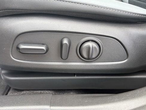 Used 2024 Buick Envista Preferred w/ Convenience I Package image 14