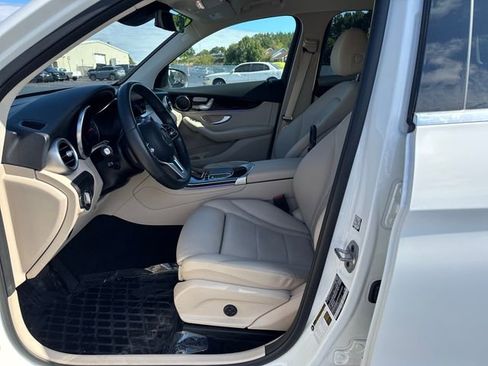 Used 2022 Mercedes-Benz GLC 300 image 15
