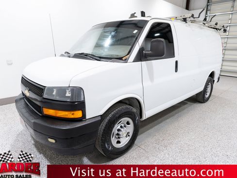 Used 2020 Chevrolet Express 2500 w/ Driver Convenience Package RWD image 2