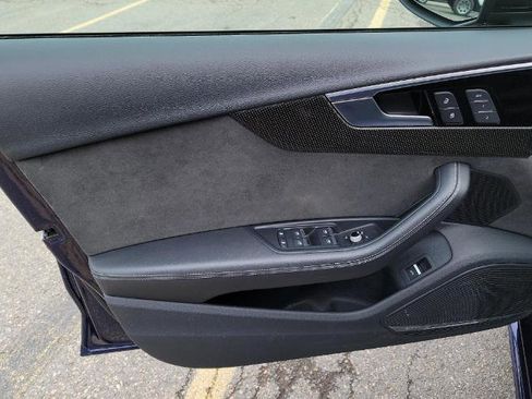 Used 2021 Audi S4 Premium Plus w/ Premium Plus Package image 11