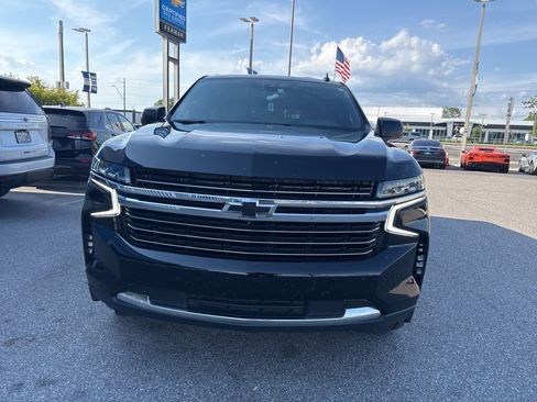 Used 2021 Chevrolet Tahoe LT w/ LT Signature Package AWD/4WD image 2