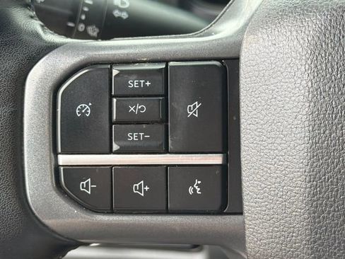 Used 2024 Ford F250 Lariat image 32