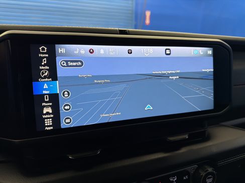 Used 2024 Jeep Gladiator Rubicon w/ Technology Group image 20